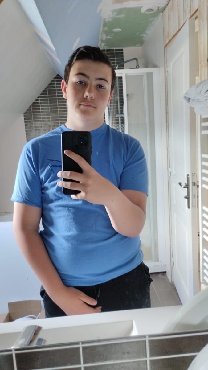 Profil de Issiaka, 39 ans, Cruising gay à Carignan (Québec)