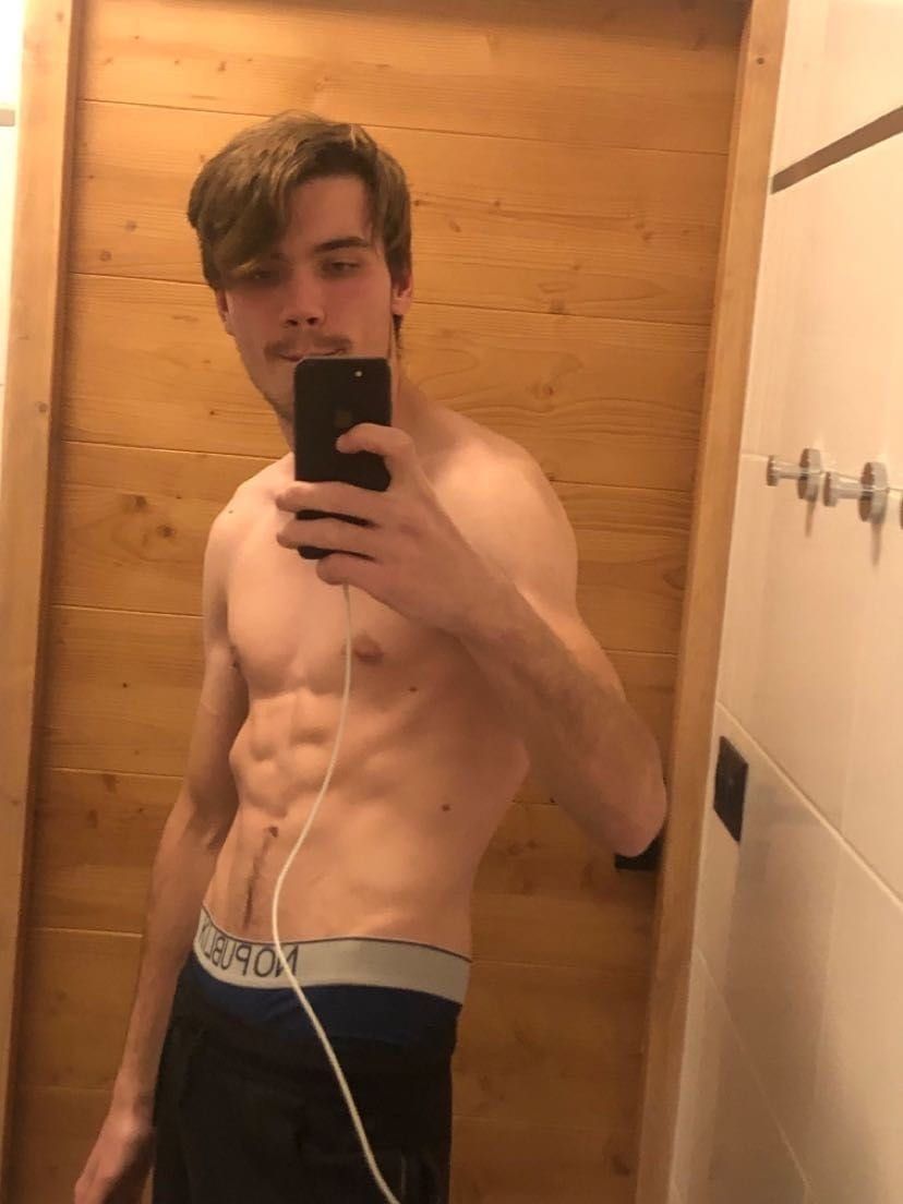 Profil de Ridvan, 32 ans, Cruising gay à Gore (Québec)