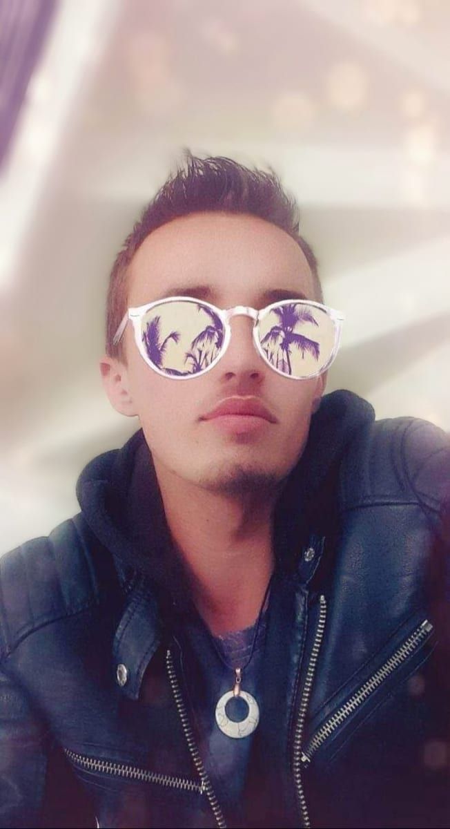 Profil de Kervens, 24 ans, Cruising gay à McMasterville (Québec)