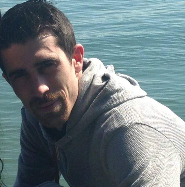 Pol - Cruising gay à Brigham Profil de Pol, 32 ans, Cruising gay à Brigham (Québec)