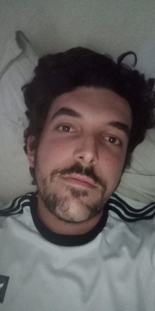 Amany - Cruising gay à Valcourt Profil de Amany, 32 ans, Cruising gay à Valcourt (Québec)