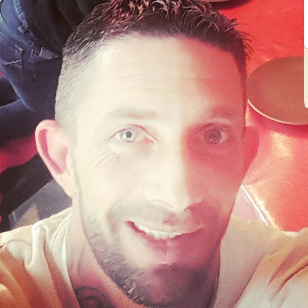 Profil de Louis-guillaume, 41 ans, Cruising gay à Waskaganish (Québec)