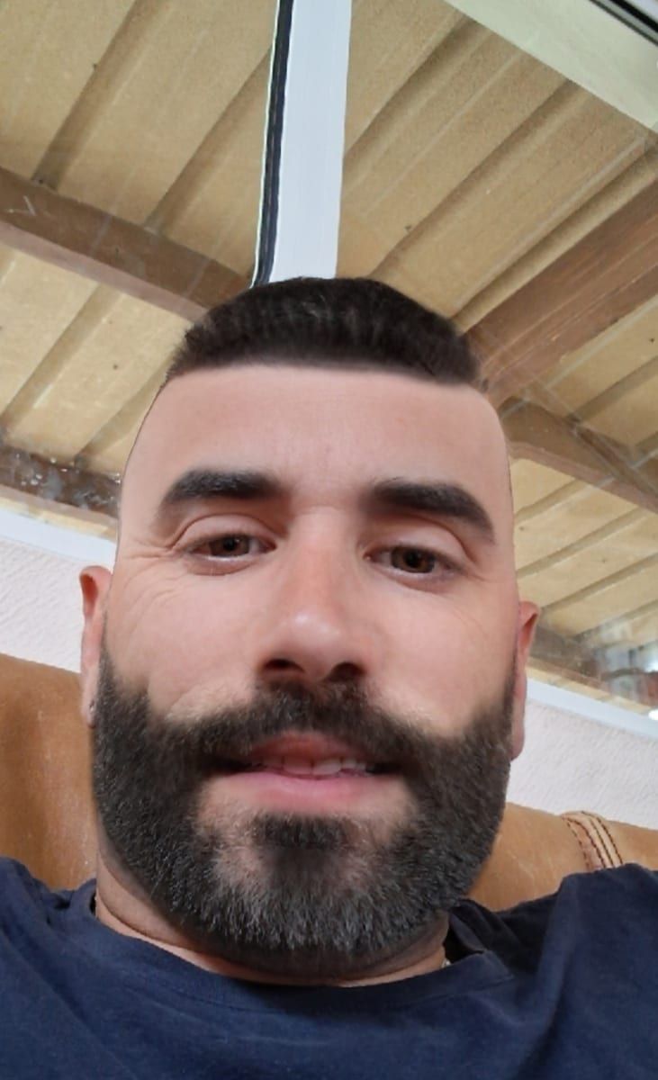 Fazil - Cruising gay à Cap-Chat Profil de Fazil, 35 ans, Cruising gay à Cap-Chat (Québec)