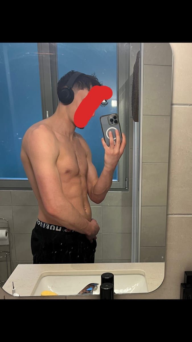 Profil de Joël, 24 ans, Cruising gay à Nicolet (Québec)