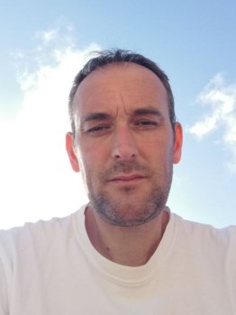 Nareg - Cruising gay à Compton Profil de Nareg, 32 ans, Cruising gay à Compton (Québec)