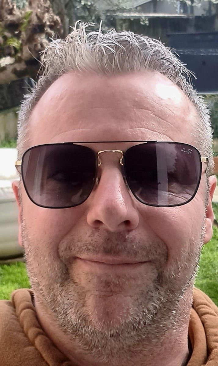Profil de Simbala, 45 ans, Cruising gay à Saint-Théophile (Québec)