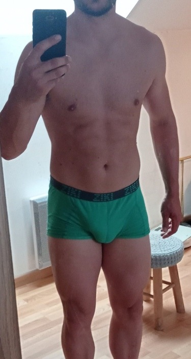 Profil de Czeslaw, 41 ans, Cruising gay à Saint-Alexandre (Québec)