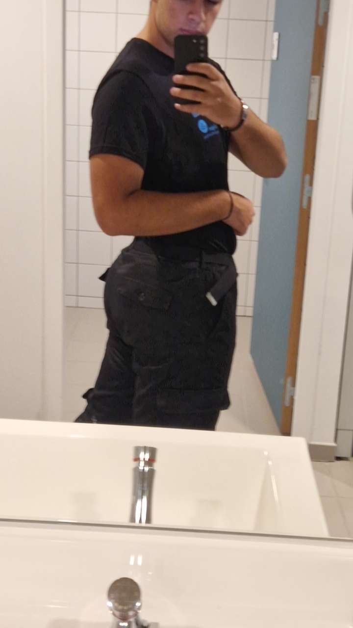 Profil de Thiven, 33 ans, Cruising gay à Dollard-Des Ormeaux (Québec)