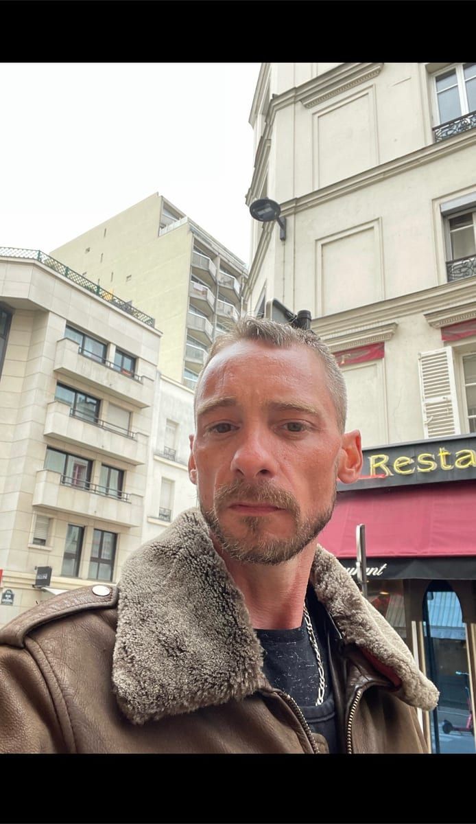 Profil de Redha, 33 ans, Cruising gay à Saint-Henri-de-Taillon (Québec)