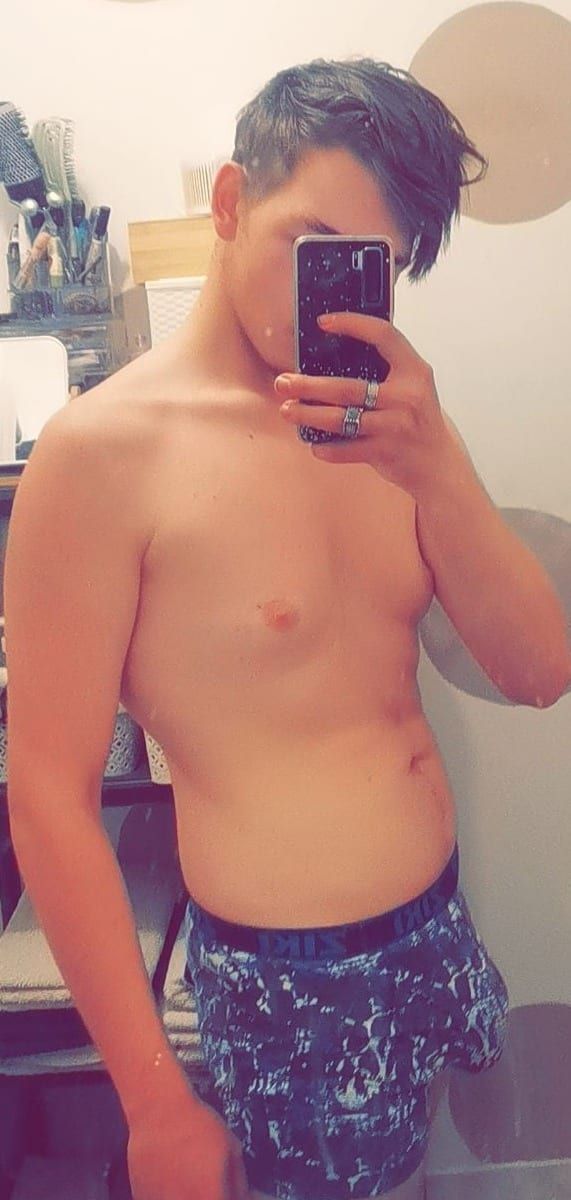 Profil de Yuki, 30 ans, Cruising gay à Hull (Québec)
