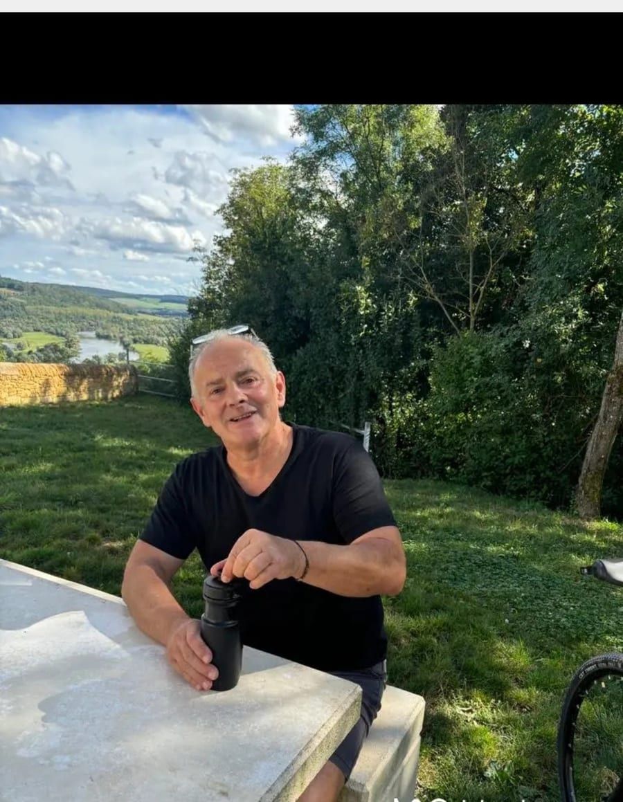 Profil de Elhadj, 36 ans, Cruising gay à Stukely-Sud (Québec)