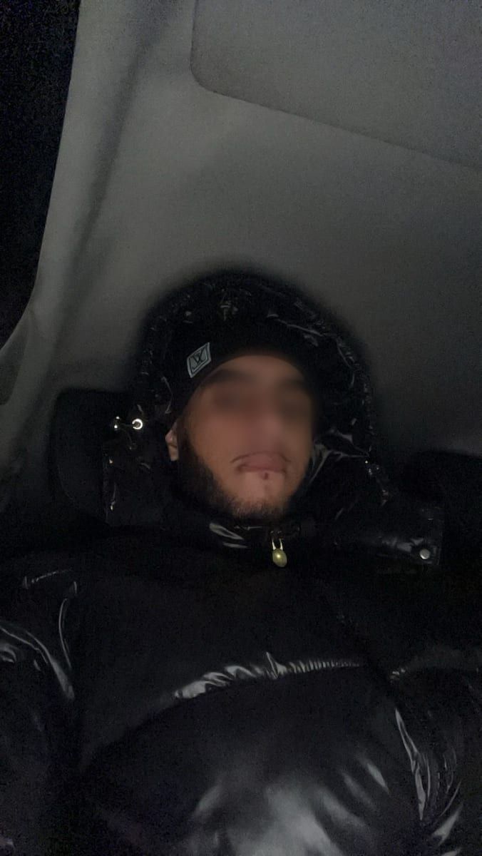 Hamzah - Cruising gay à Rivière-Pentecôte Profil de Hamzah, 24 ans, Cruising gay à Rivière-Pentecôte (Québec)