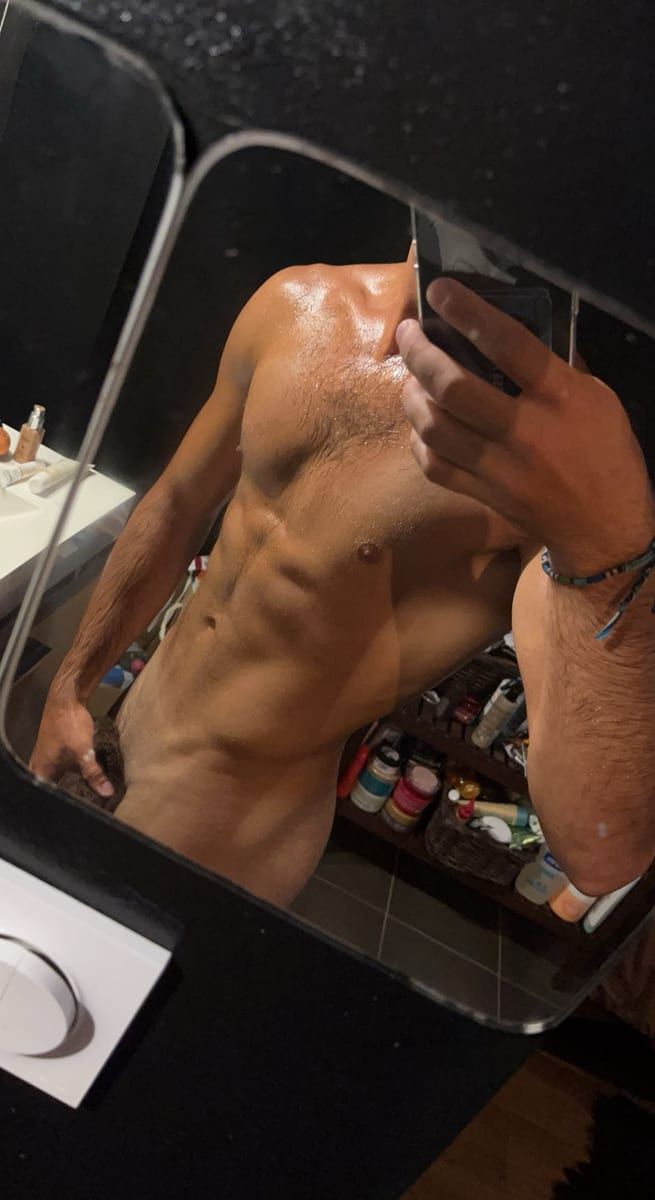 Profil de Gengis, 26 ans, Cruising gay à Saint-Léandre (Québec)