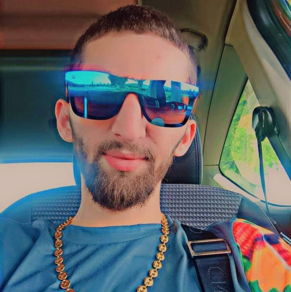 Taysir - Cruising gay à Saint-Edmond-les-Plaines Profil de Taysir, 31 ans, Cruising gay à Saint-Edmond-les-Plaines (Québec)
