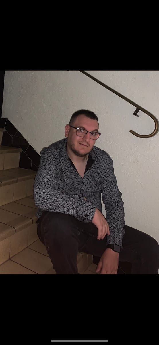 Marcellin - Cruising gay à Wemindji Profil de Marcellin, 26 ans, Cruising gay à Wemindji (Québec)