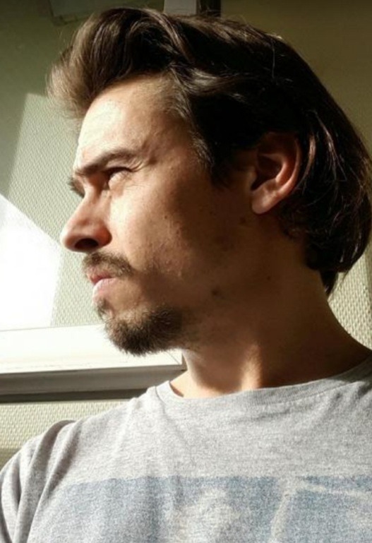 Dante - Cruising gay à Adstock Profil de Dante, 27 ans, Cruising gay à Adstock (Québec)