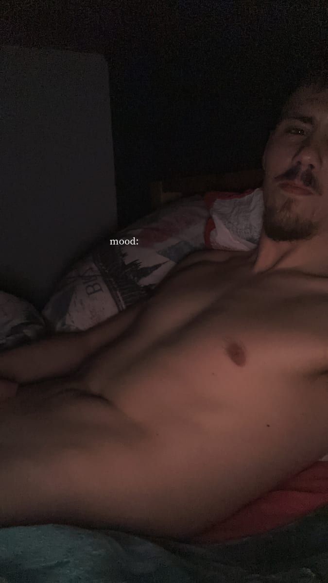 Tibo - Cruising gay à Sainte-Lucie-des-Laurentides Profil de Tibo, 43 ans, Cruising gay à Sainte-Lucie-des-Laurentides (Québec)
