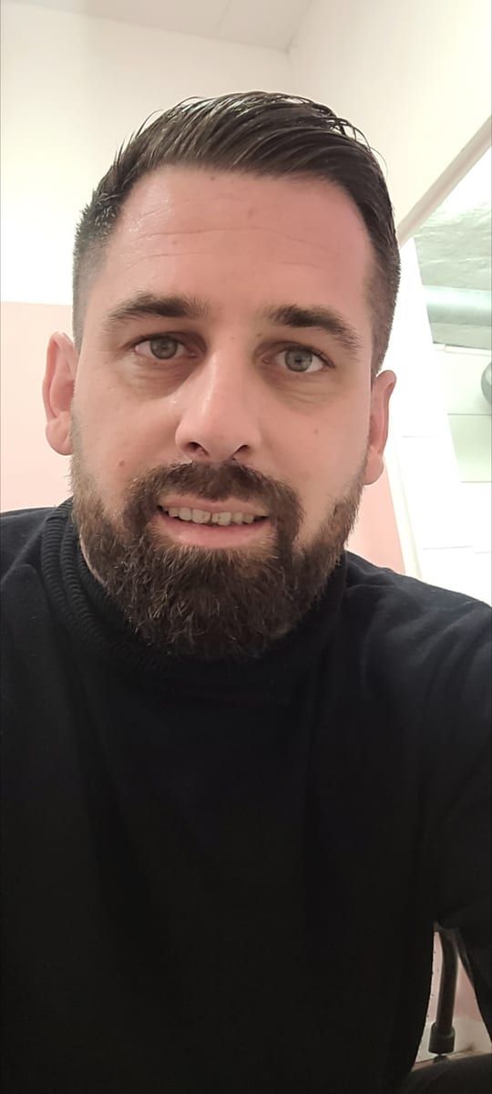 Profil de Orlann, 37 ans, Cruising gay à Sayabec (Québec)