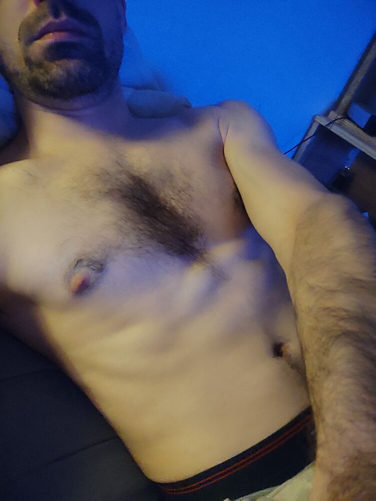 Sifeddine - Cruising gay à Macamic Profil de Sifeddine, 36 ans, Cruising gay à Macamic (Québec)