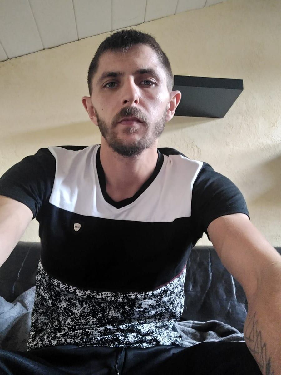 Profil de Cheikh, 30 ans, Cruising gay à Laverlochère (Québec)