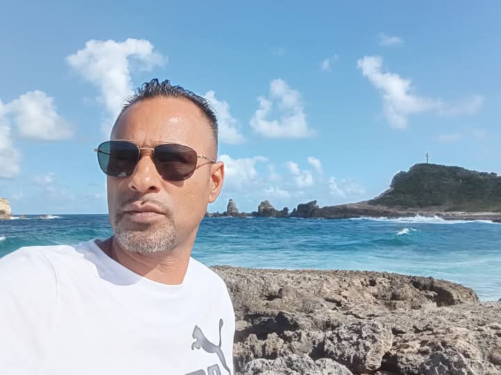 Lais - Cruising gay à Tracy Profil de Lais, 33 ans, Cruising gay à Tracy (Nouveau-Brunswick)