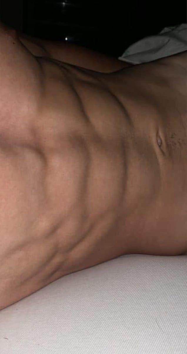 Abdel - Cruising gay à Puvirnituq Profil de Abdel, 27 ans, Cruising gay à Puvirnituq (Québec)