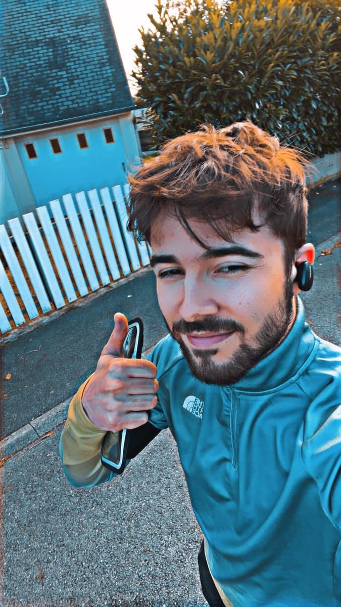 Profil de Maher, 23 ans, Cruising gay à Launay (Québec)