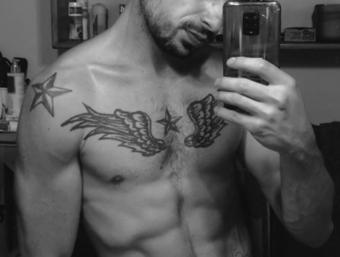 Claude - Cruising gay à Sainte-Lucie-des-Laurentides Profil de Claude, 29 ans, Cruising gay à Sainte-Lucie-des-Laurentides (Québec)