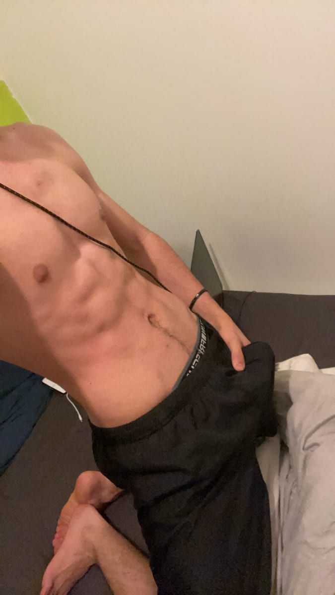 Profil de Samad, 37 ans, Cruising gay à Westmount (Québec)