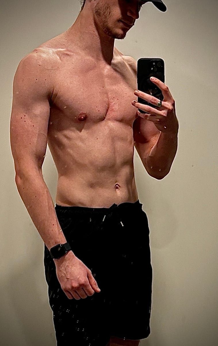 Rakib - Cruising gay à Cap-Chat Profil de Rakib, 22 ans, Cruising gay à Cap-Chat (Québec)