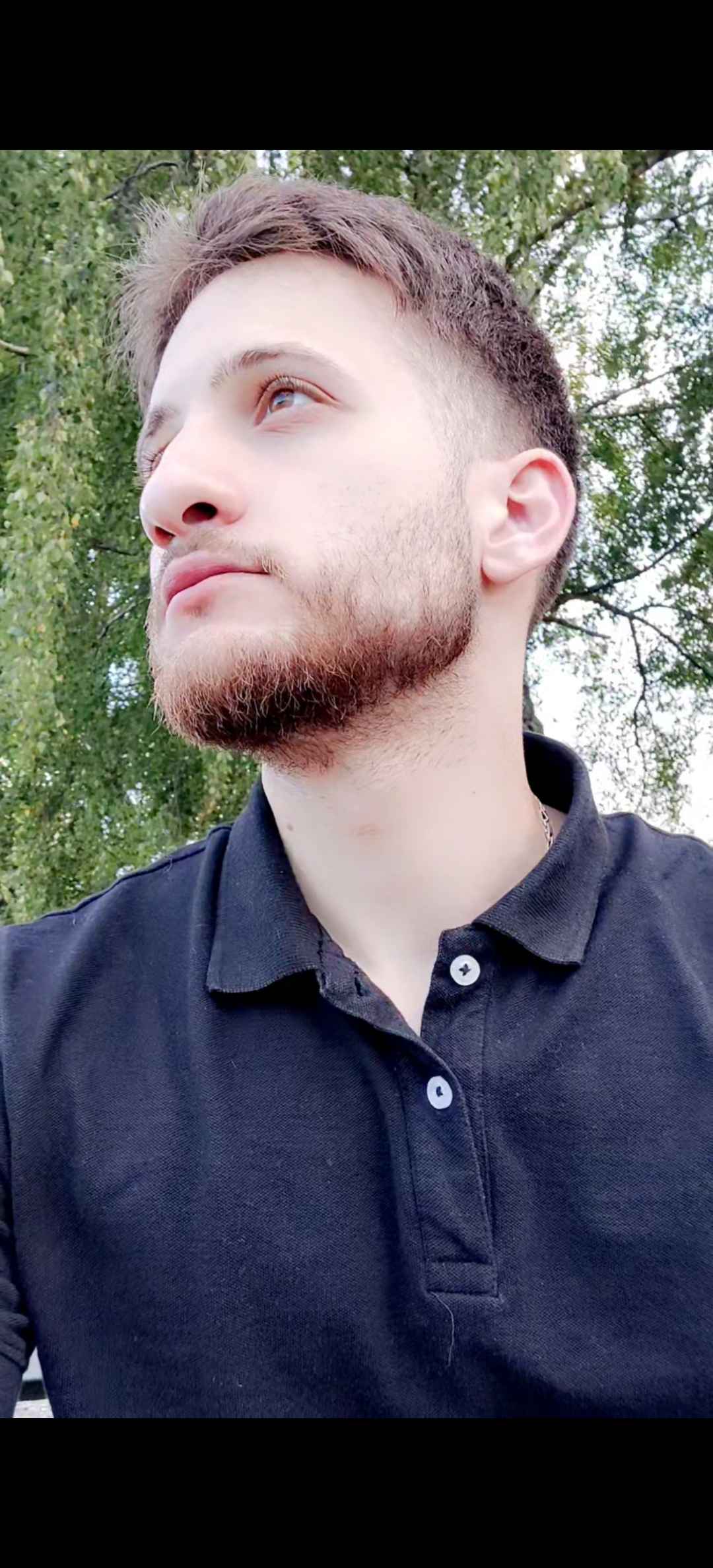 Profil de Lyas, 33 ans, Cruising gay à Saint-Eugène-de-Guigues (Québec)
