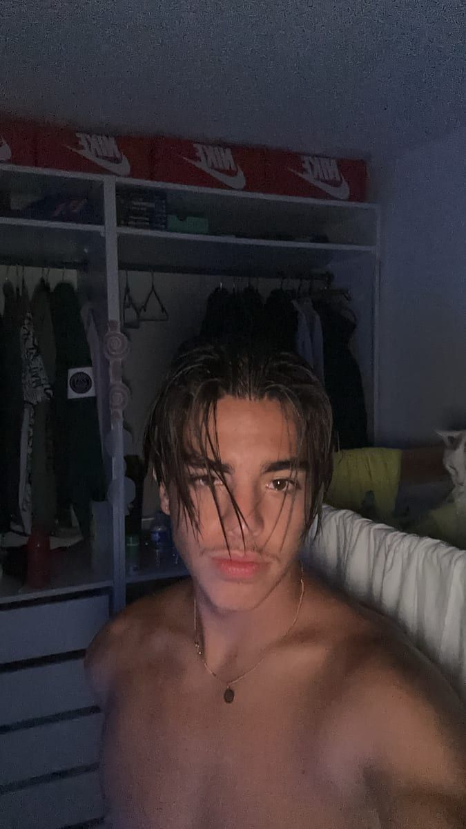 Profil de Marouane, 26 ans, Cruising gay à Sainte-Luce (Québec)